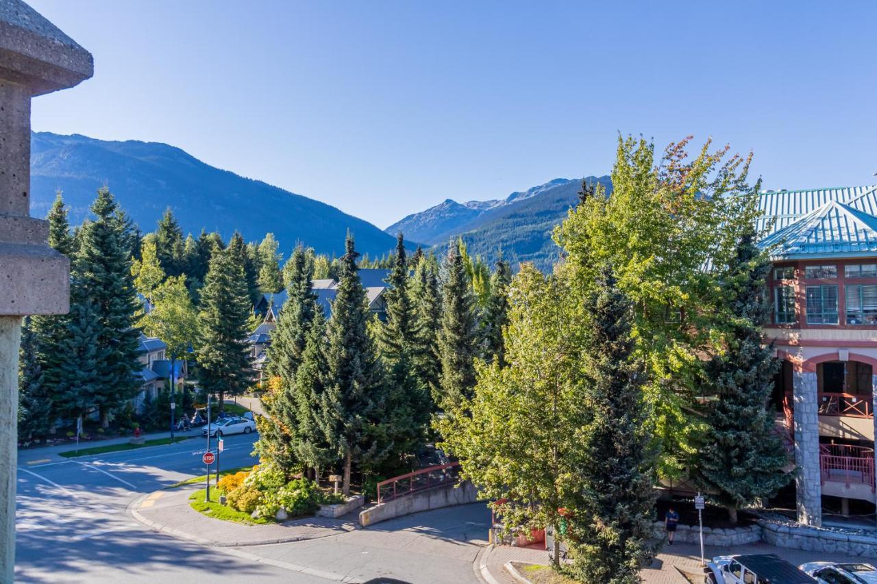Alpenglow Lodge By Elevate Vacations Whistler Ngoại thất bức ảnh
